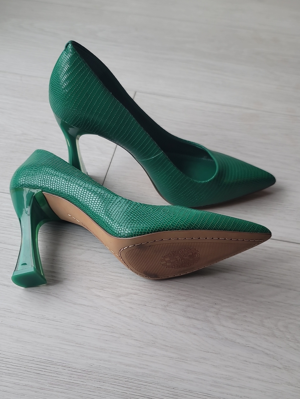 Vince Camuto Embossed Snake Pump In Green - Picture 3 of 3